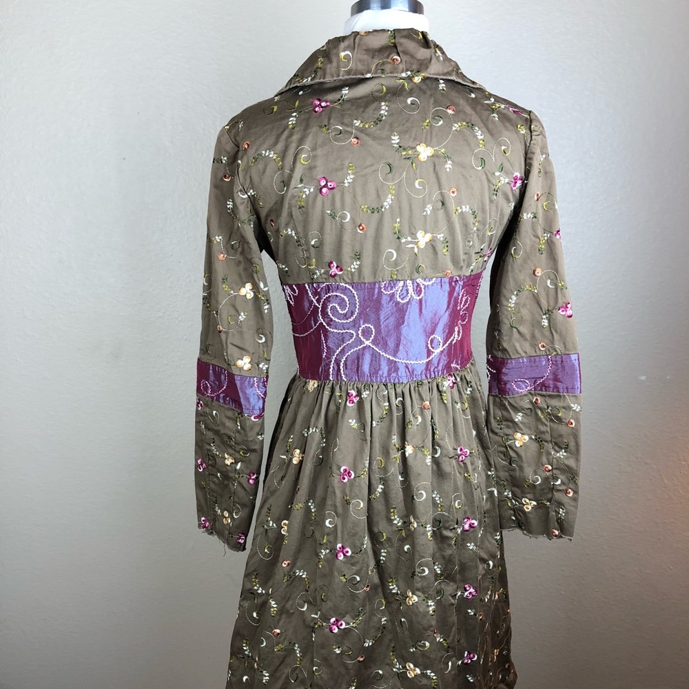 Embroidered Coat - image 3